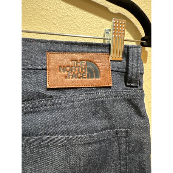 The North Face Slim Fit Jeans size 4R NEW - Picture 3 of 5